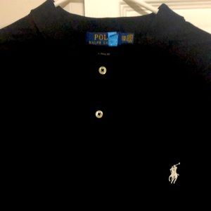 Short sleeve Ralph Lauren Polo shirt. It is too big. It has been twice.
